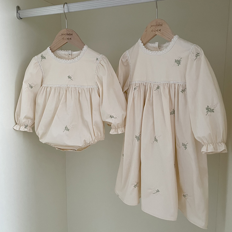 Vestido combinando família par - Baby Clothing Patterns avaliação e preço